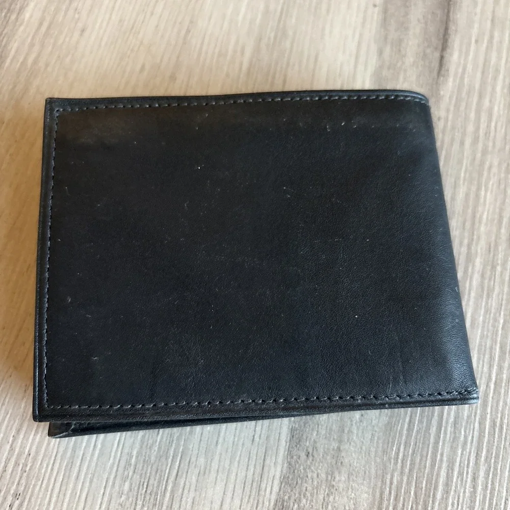 New Vintage Eagle Black Bi-Fold Leather Men's Wallet w/ Snap Photo Sleeves